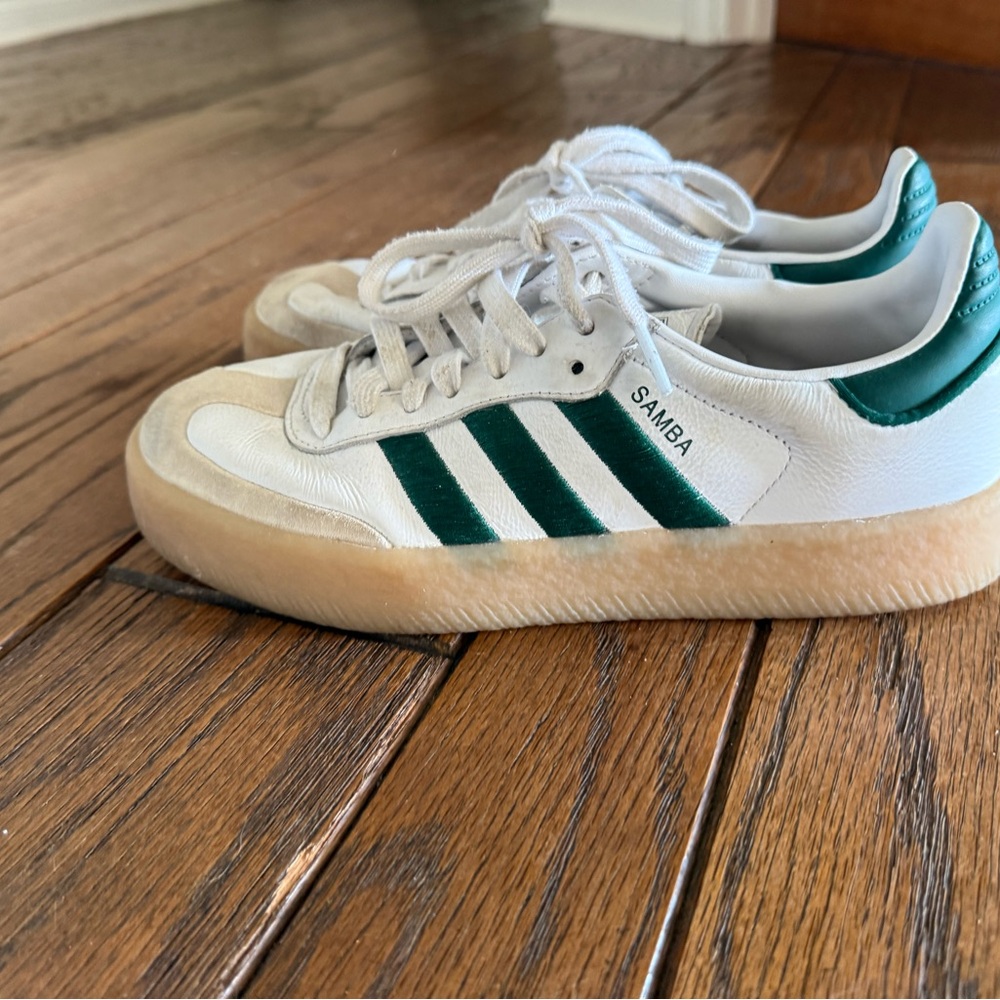 Women’s Platform Adidas Sambas